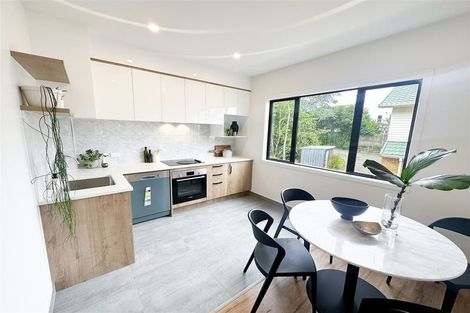 Photo of property in 8/9 Schnapper Rock Road, Greenhithe, Auckland, 0632