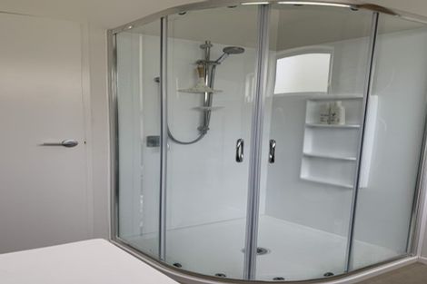 Photo of property in 23 Primrose Street, Raglan, 3225