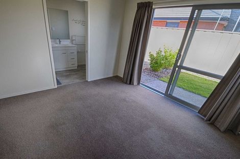 Photo of property in 71 Barnes Street, Pegasus, 7612