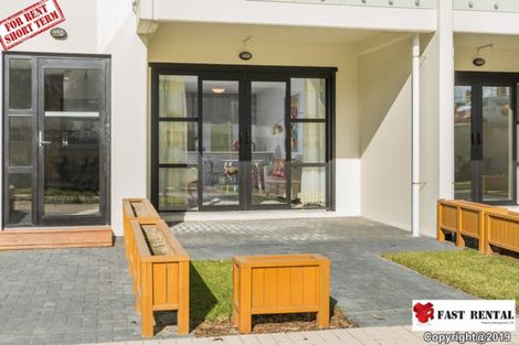 Photo of property in Apollo Apartments, 201/46 Rosedale Road, Rosedale, Auckland, 0632