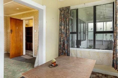 Photo of property in 38 Brougham Street, Westport, 7825