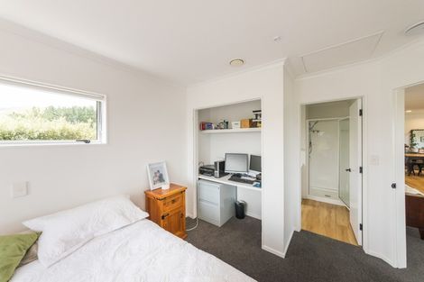 Photo of property in 173 Albert Road, Tokomaru, Palmerston North, 4474