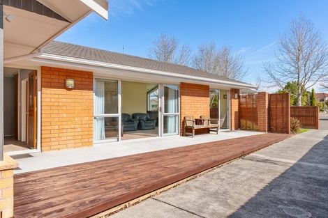 Photo of property in 61 Karnak Crescent, Russley, Christchurch, 8042