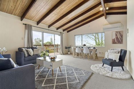 Photo of property in 94 Ayton Drive, Totara Vale, Auckland, 0629