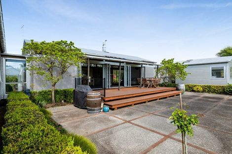 Photo of property in 129 Richmond Road, Brixton, New Plymouth, 4373