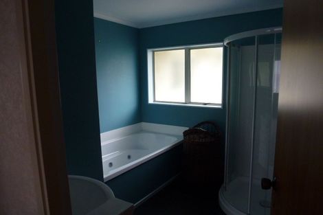 Photo of property in 96 Kelvin Grove Road, Kelvin Grove, Palmerston North, 4414