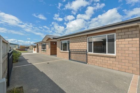 Photo of property in 28 Thomas Place, Foxton Beach, Foxton, 4815