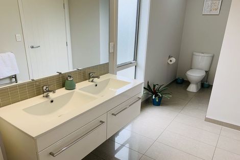 Photo of property in 8 Orotu Drive, Poraiti, Napier, 4112