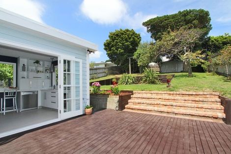 Photo of property in 132 Paremata Road, Paremata, Porirua, 5024