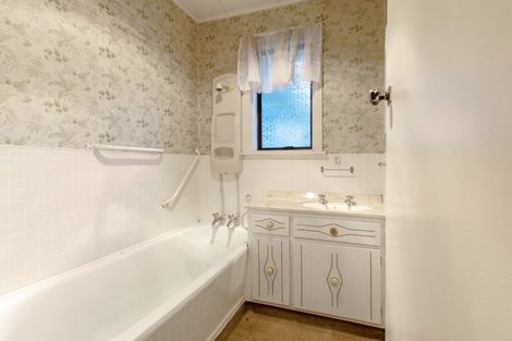 Photo of property in 21 Mount Herbert Road, Waipukurau, 4200