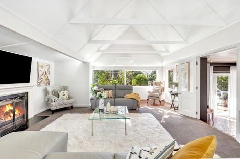 Photo of property in 281 Point View Drive, Shamrock Park, Auckland, 2016
