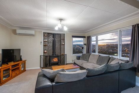 Photo of property in 2a Church Hill Road, Green Island, Dunedin, 9018