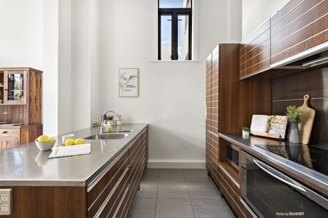 Photo of property in Augusta Apartments, 7/254 Willis Street, Te Aro, Wellington, 6011