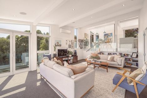 Photo of property in 277 Cannon Hill Crescent, Mount Pleasant, Christchurch, 8081