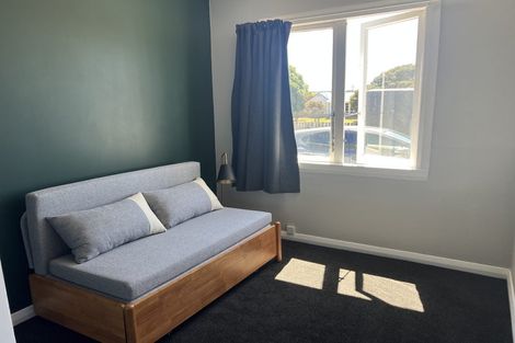 Photo of property in 2 Dawick Street, Foxton Beach, Foxton, 4815