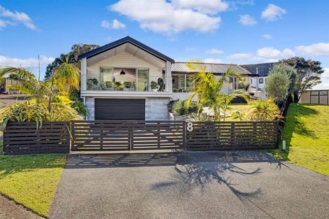 Photo of property in 8 Conqueror Rise, Pauanui, Hikuai, 3579