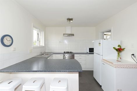 Photo of property in 24 Wimborne Crescent, Aranui, Christchurch, 8061
