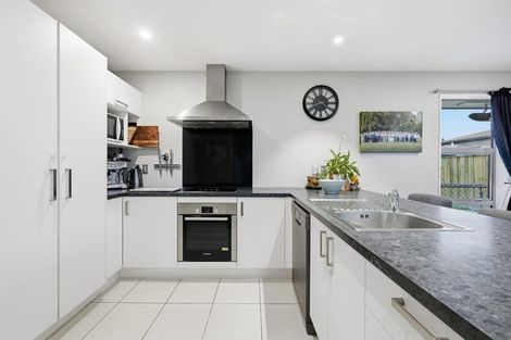 Photo of property in 7 Waimarie Street, Pegasus, 7612