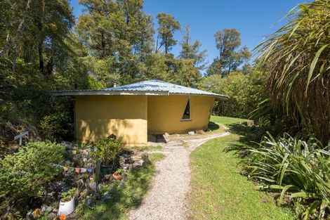 Photo of property in 727 Bird Road, Clifton, Takaka, 7183