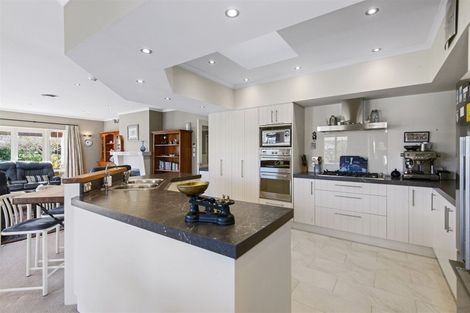 Photo of property in 208 Cavendish Road, Casebrook, Christchurch, 8051