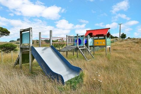 Photo of property in 290 Shanks Road, Helensville, 0875