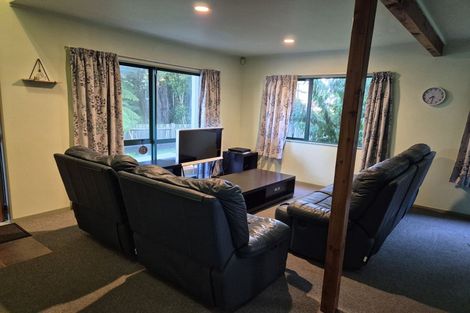 Photo of property in 56a Taikata Road, Te Atatu Peninsula, Auckland, 0610