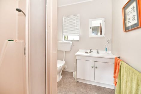 Photo of property in 1/3 Miro Street, Helensville, 0800