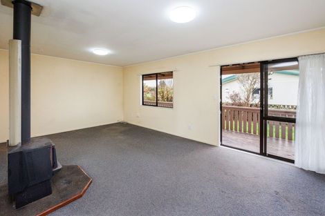 Photo of property in 38a Avenue Road, Foxton, 4814