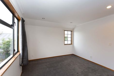 Photo of property in 127 Clyde Road, Ilam, Christchurch, 8041