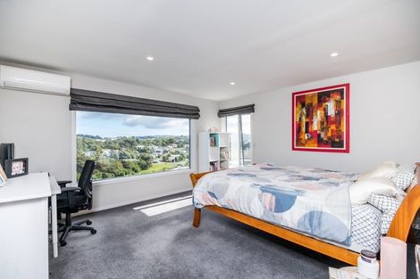 Photo of property in 104 Navigation Drive, Whitby, Porirua, 5024