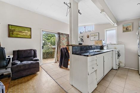 Photo of property in 15 Station Road, Takanini, 2112