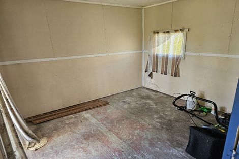 Photo of property in 6 The Esplanade, Westport, 7825