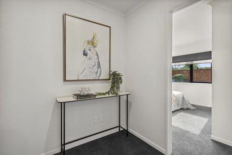 Photo of property in 41 King Charles Drive, Kingsley Heights, Upper Hutt, 5018