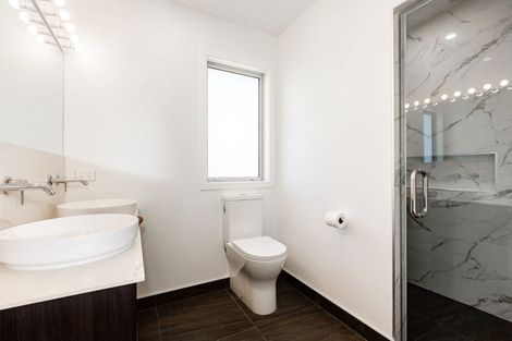Photo of property in 25 Phoenix Palms Grove, Levin, 5510