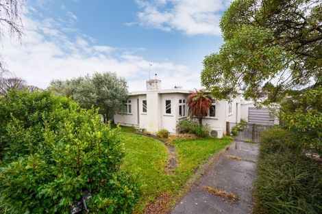 Photo of property in 95 Churchill Avenue, Hokowhitu, Palmerston North, 4410