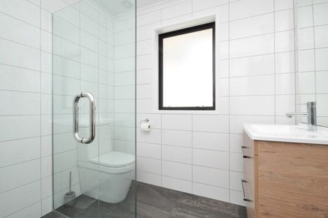 Photo of property in 11 Riverboat Lane, Helensville, 0800