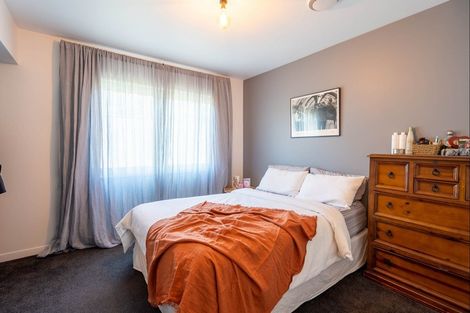 Photo of property in 12 Mahia Lane, Waikanae, 5036