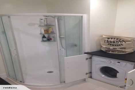 Photo of property in 12 Governor Road, Northland, Wellington, 6012