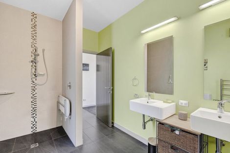 Photo of property in 19 Infinity Drive, Wanaka, 9305