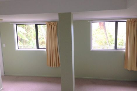 Photo of property in 52 Hiwihau Place, Glenfield, Auckland, 0629