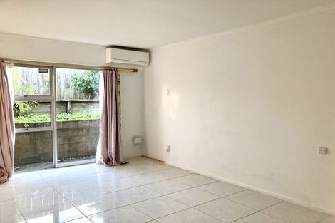 Photo of property in 89a/2 Royal Road, Massey, Auckland, 0614
