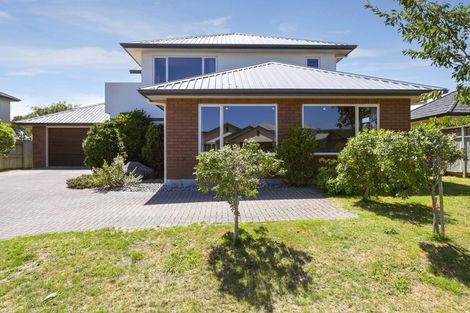 Photo of property in 14 Ernest Kemp Rise, Wharewaka, Taupo, 3330