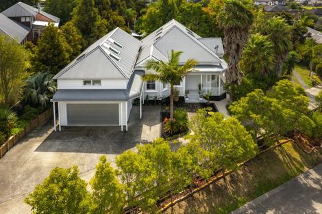 Photo of property in 10a Olwyn Place, Greenhithe, Auckland, 0632
