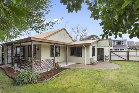 Photo of property in 51 Good Street, Rangiora, 7400