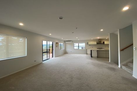 Photo of property in 68 Laurel Oak Drive, Schnapper Rock, Auckland, 0632