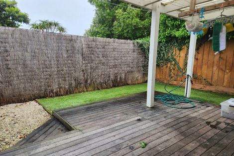 Photo of property in 7 Mcleod Street, Helensville, 0800