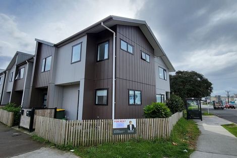 Photo of property in 1 Eileen Newey Place, Henderson, Auckland, 0612