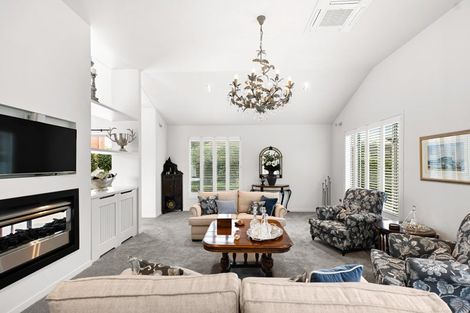 Photo of property in 4 Le Quesnoy Place, Cambridge, 3434