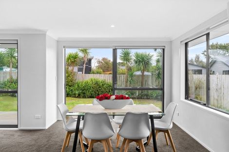Photo of property in 32 Kedge Drive, Mangawhai, 0505