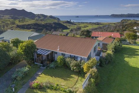 Photo of property in 9 Landel Place, Whitianga, 3510